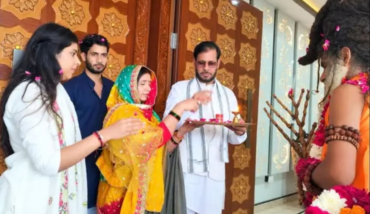 Protecting the Mother Cow is the duty of every Hindu: Riteshwar Maharajv