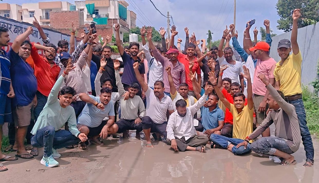 Anger erupted over waterlogging, sit-in protest in the mud
