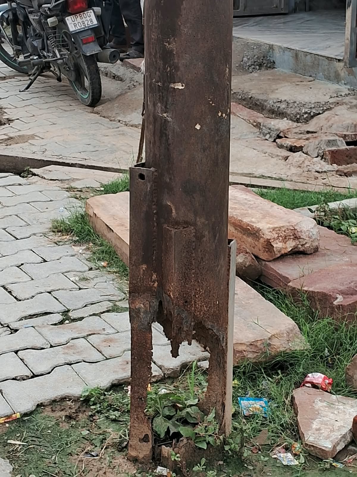 Dilapidated electricity pole