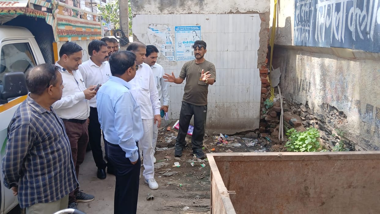 The DMC conducted a walking inspection with councilors; the reality of the