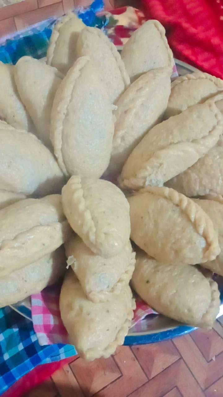 सपलूही की शालिनी की ओर से तैयार सिड्डू। स्रोत : जागरूक पाठक