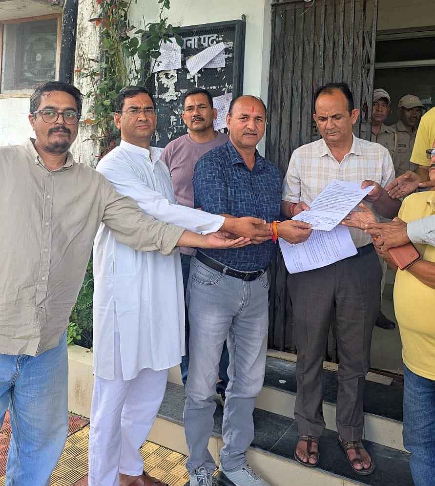 Demand for the appointment of a permanent Sub-Registrar in Dwarahat Tehsil.