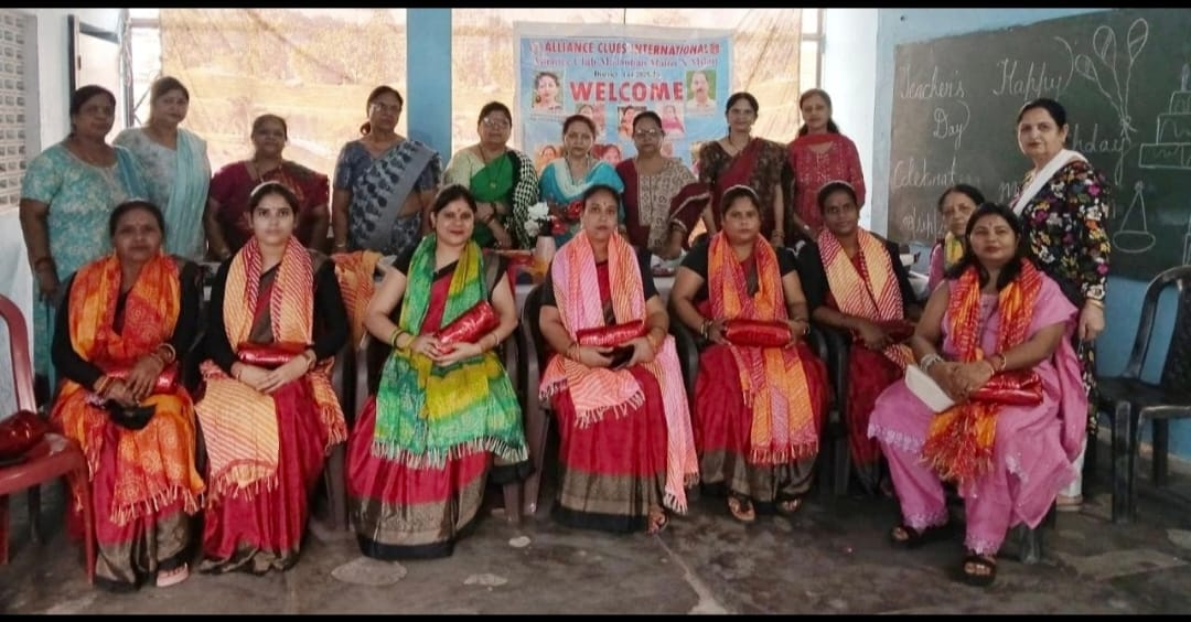 15 female teachers honored on Charter Day