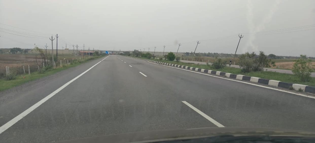 Land acquisition won't be a hurdle for the six-lane highway; 90% of the process is complete.
