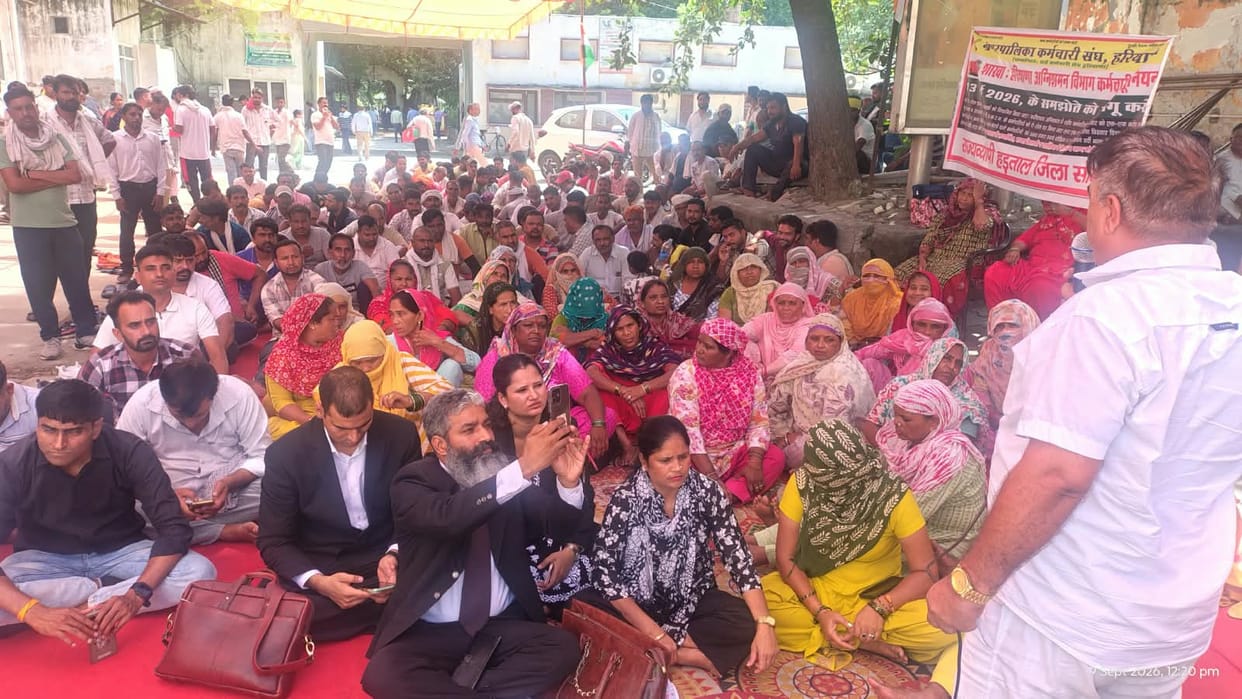 18 sanitation workers dismissed in Kharkhoda; strike extended until September 13.