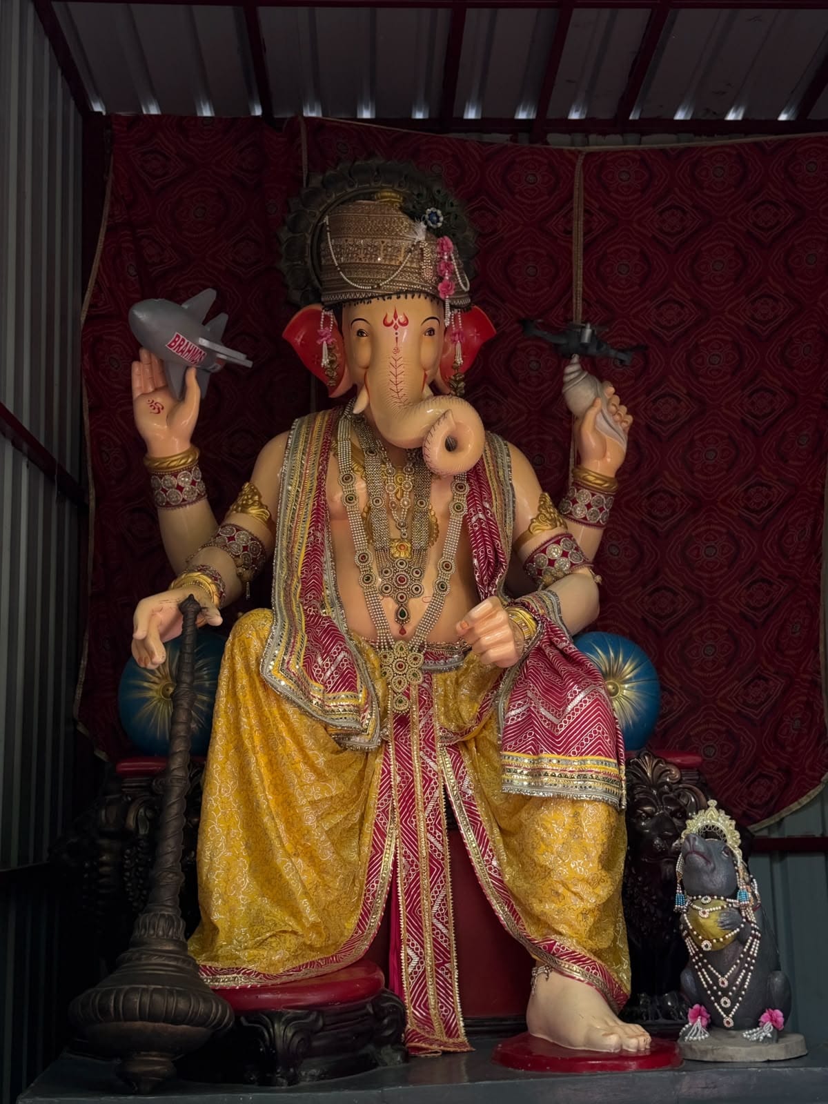 From troubleshooter to developer... Ganesh Festival conveys a developed India