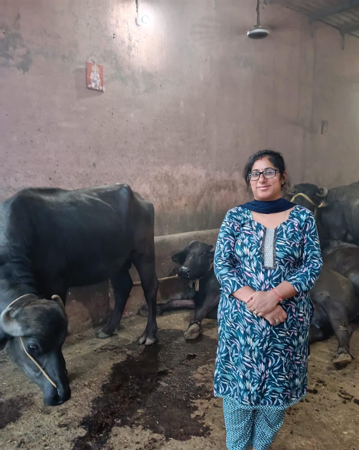Women in rural areas are becoming self-reliant through self-employment.