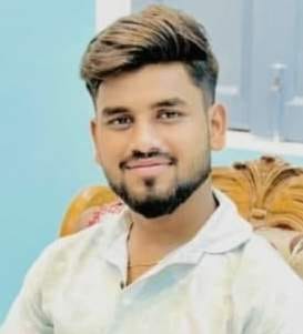 मनीष यादव, फाइलफोटो, गाय से टकराकर मृत