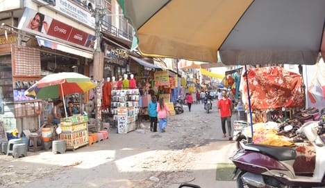 Traffic disrupted due to encroachment in markets.
