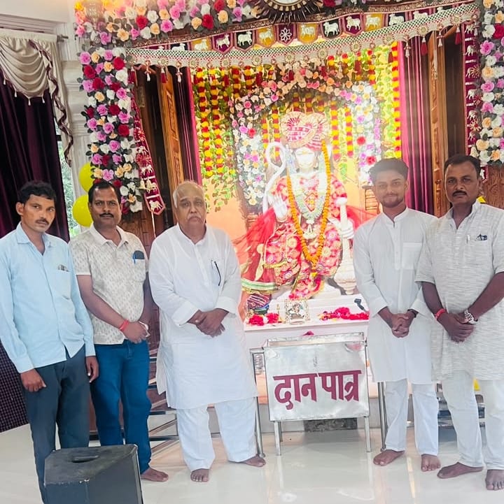 Martyr Mangal Pandey's great-grandson visits Gopeshwar Gaoshala, shares memories