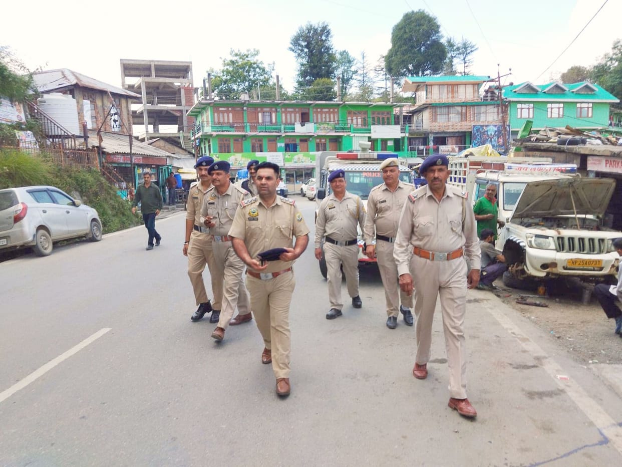 Challans issued to 209 vehicles for illegal parking in Theog