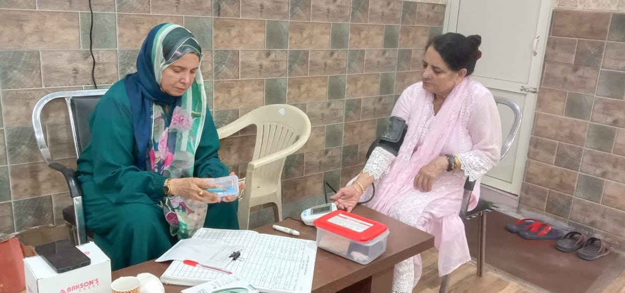 Health check-up of senior citizens in Nahan