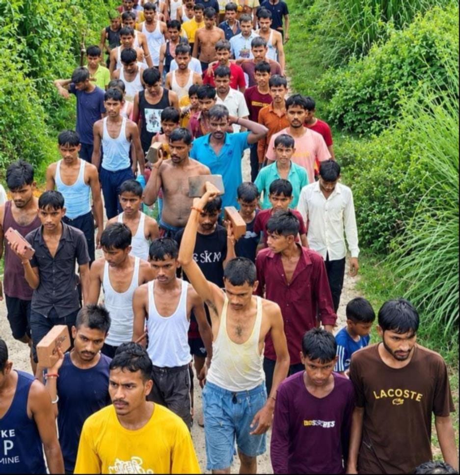 Devotees offered prayers and sought blessings
