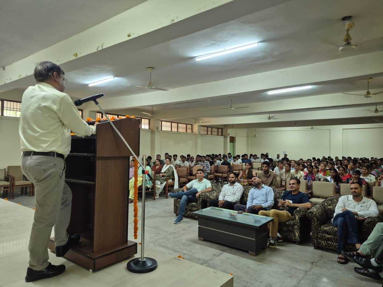 Students should attend classes on time: Dalbir