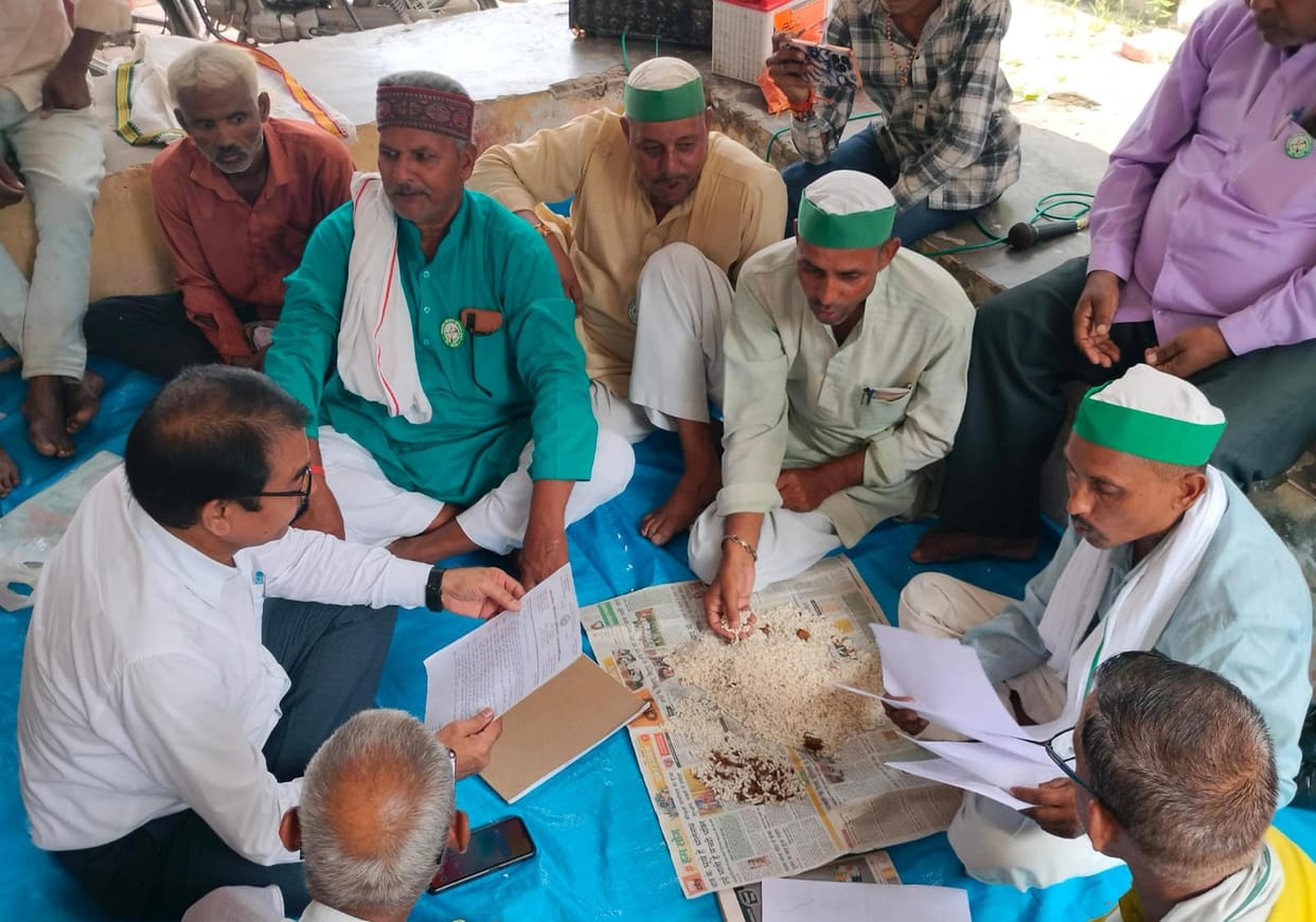 Both factions of the BKU staged a sit-in.