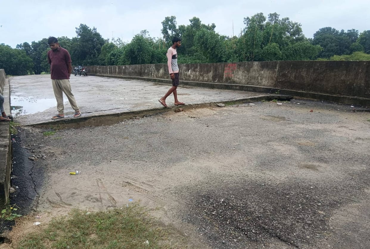 Approach road to the Sasur Khaderi river bridge collapsed due to floods.