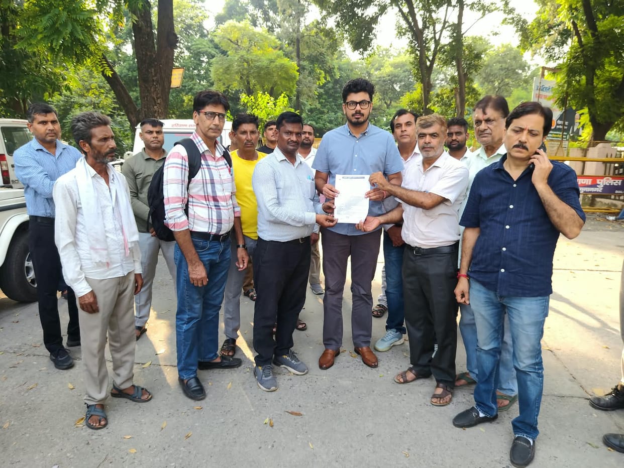 Guest teachers staged a protest and submitted a memorandum