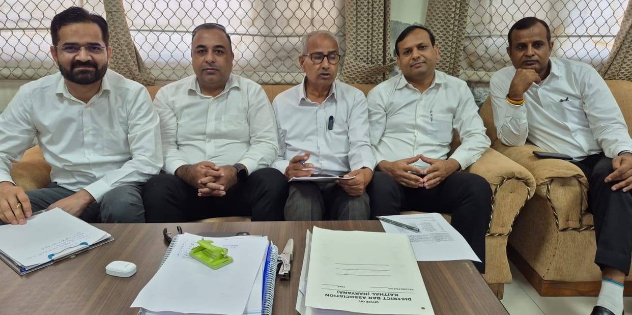 1,480 advocates will cast their votes today; Manav Madan and Pradeep are facing off for the post of President.