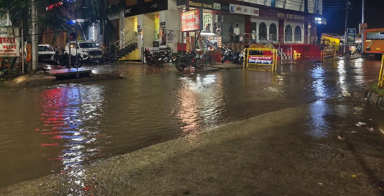 Rain disrupts roads; waterlogging compounds the trouble