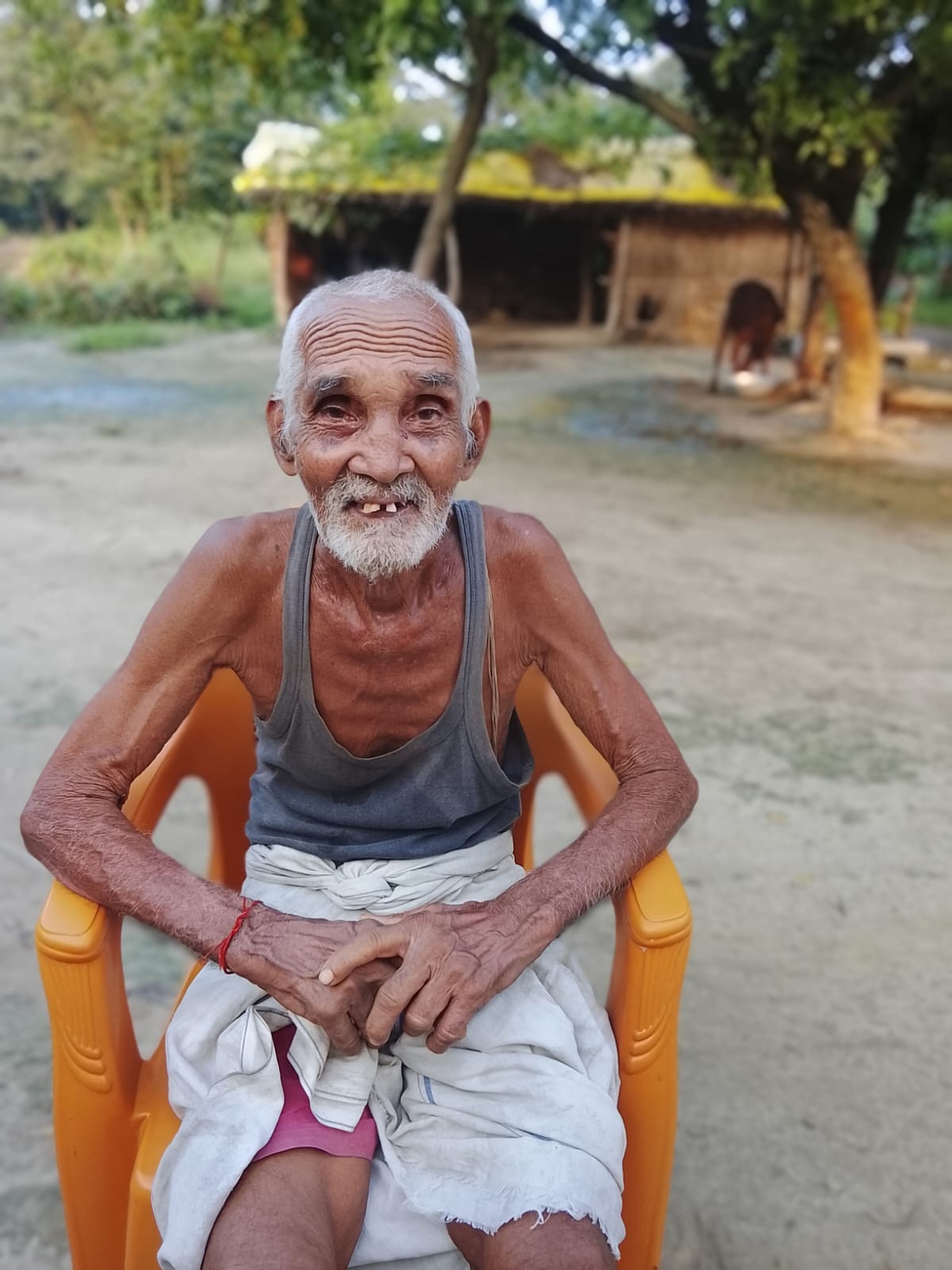 सदासहाय की फाइल फोटो