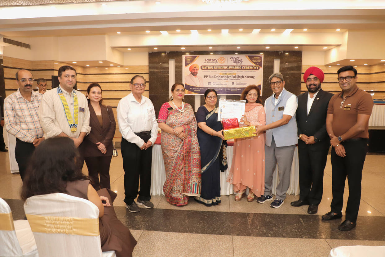 36 teachers received the 'Nation Builder' award