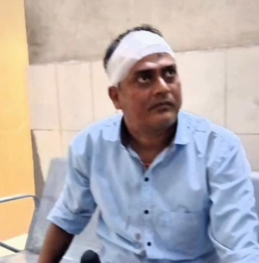 दीपका में चलती मालगाड़ी पर पथराव लोको पायलट हुआ घायल