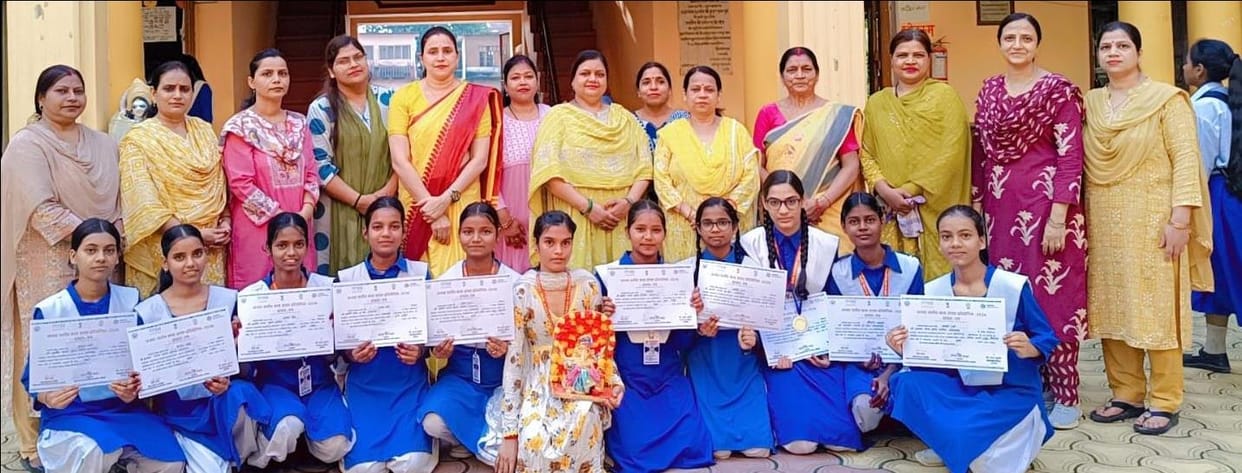 Outstanding performance by students of Shri Agrasen Kanya Inter College at Kala Utsav.