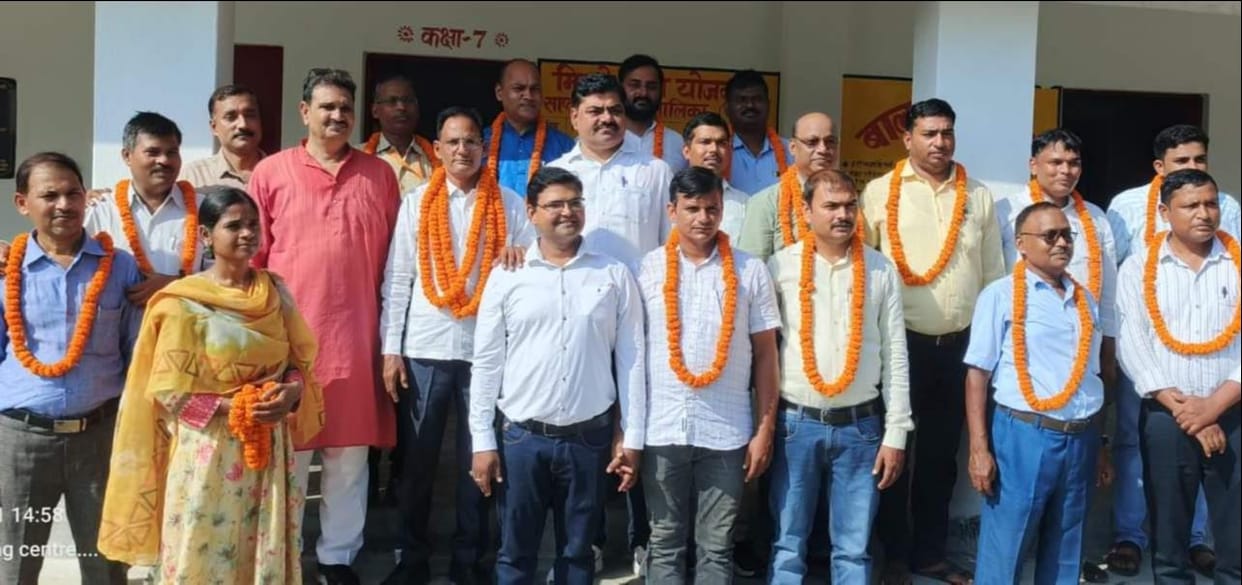 Jai Govind became the president and Mukesh Kumar became the minister
