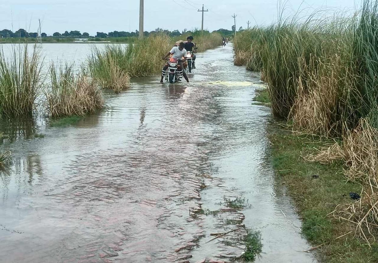 Devara Khas Raja village turns into an island; surrounded by several feet of water.