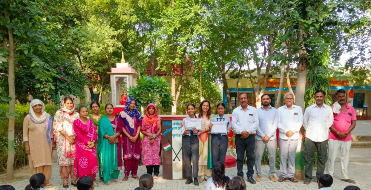Chanchal stood first in the picture-based poem writing competition.