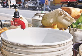 Water crisis in Mayun of Nagharsahu, no water has been seen from the taps for five days.