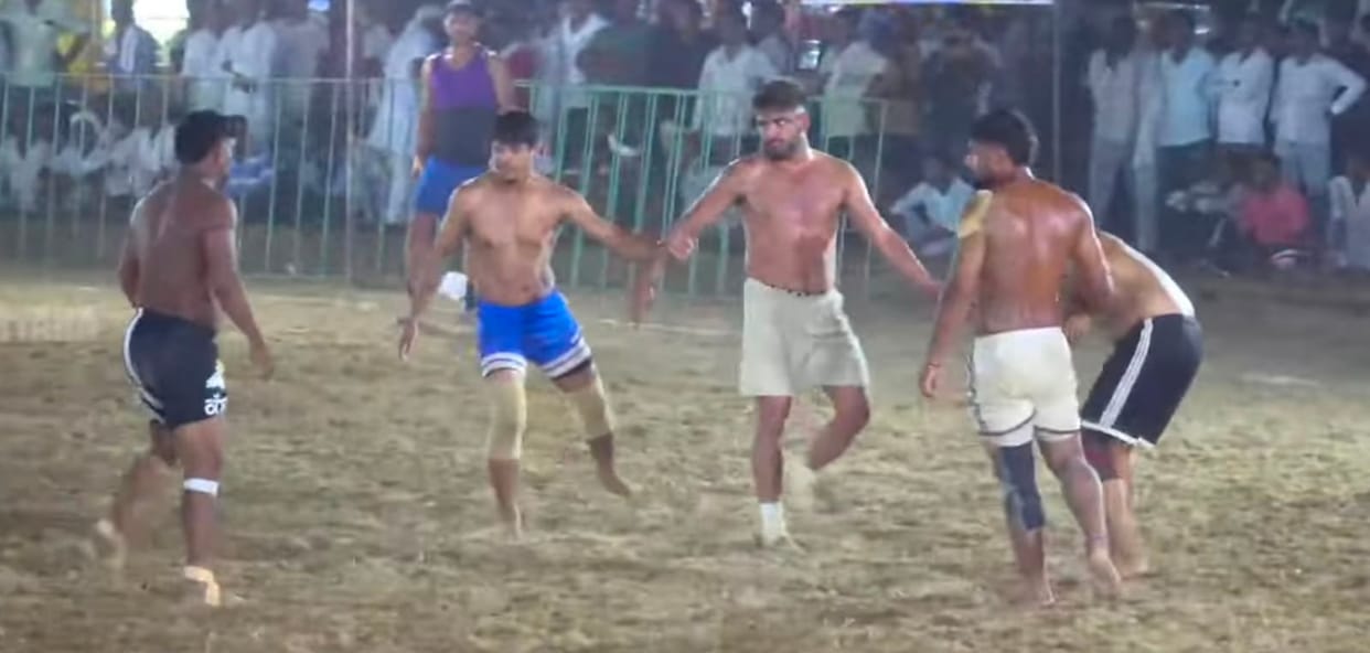 In kabaddi, Chenat's team defeated Aman Kuchrana, while Saungal defeated Gabinagar.