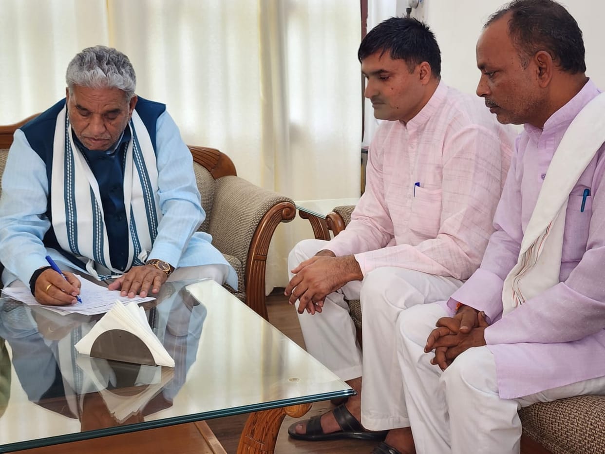 Ravidas community demands construction of Ambedkar Bhavan.