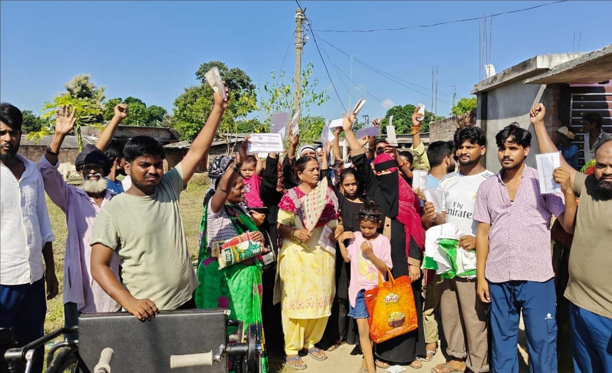 Allegations of irregularities in food grain distribution; villagers stage a protest.
