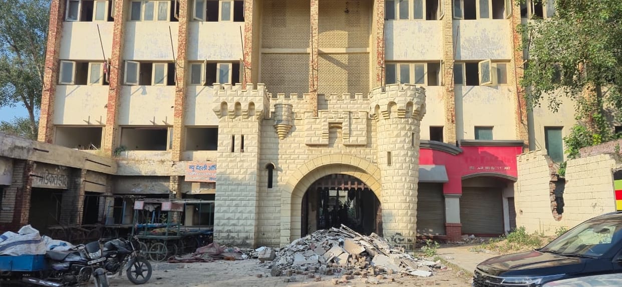The Zila Parishad disregarded the rules by auctioning unsafe shops.