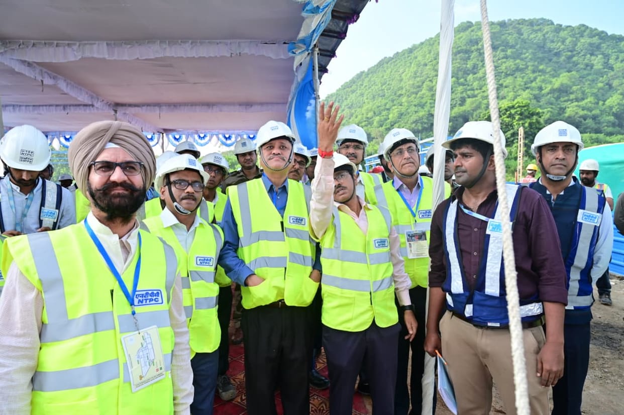Reviewed project progress and safety.