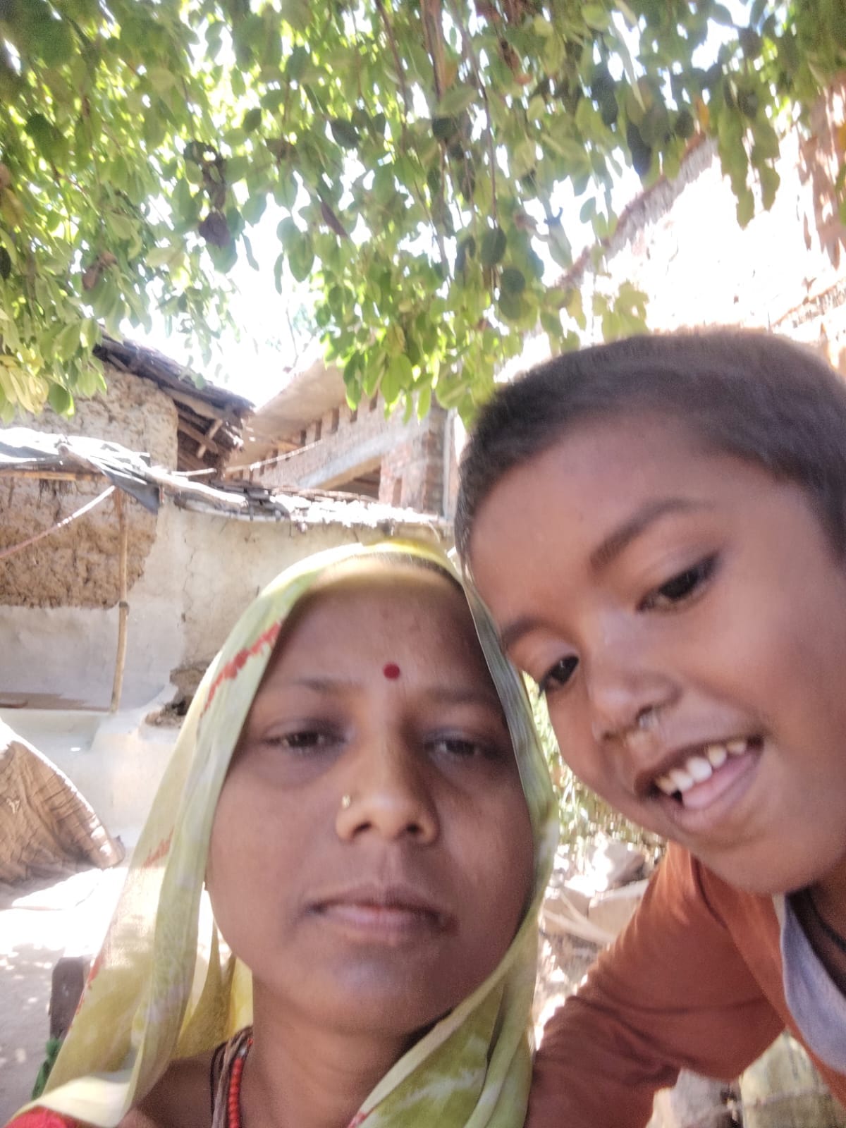 Innocent child dies of snakebite.Innocent child dies of snakebite.