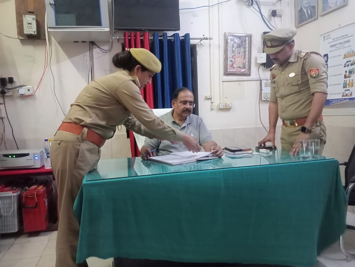 The police outpost in-charge will be removed if the theft is not solved within a week