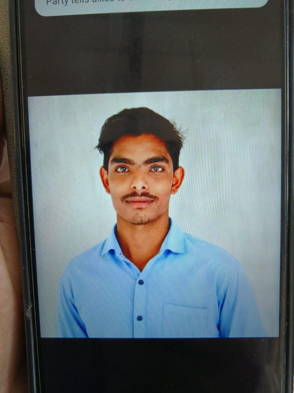 Rented-accommodation BA student's condition deteriorates; dies.Rented-accommodation BA student's condition deteriorates; dies.