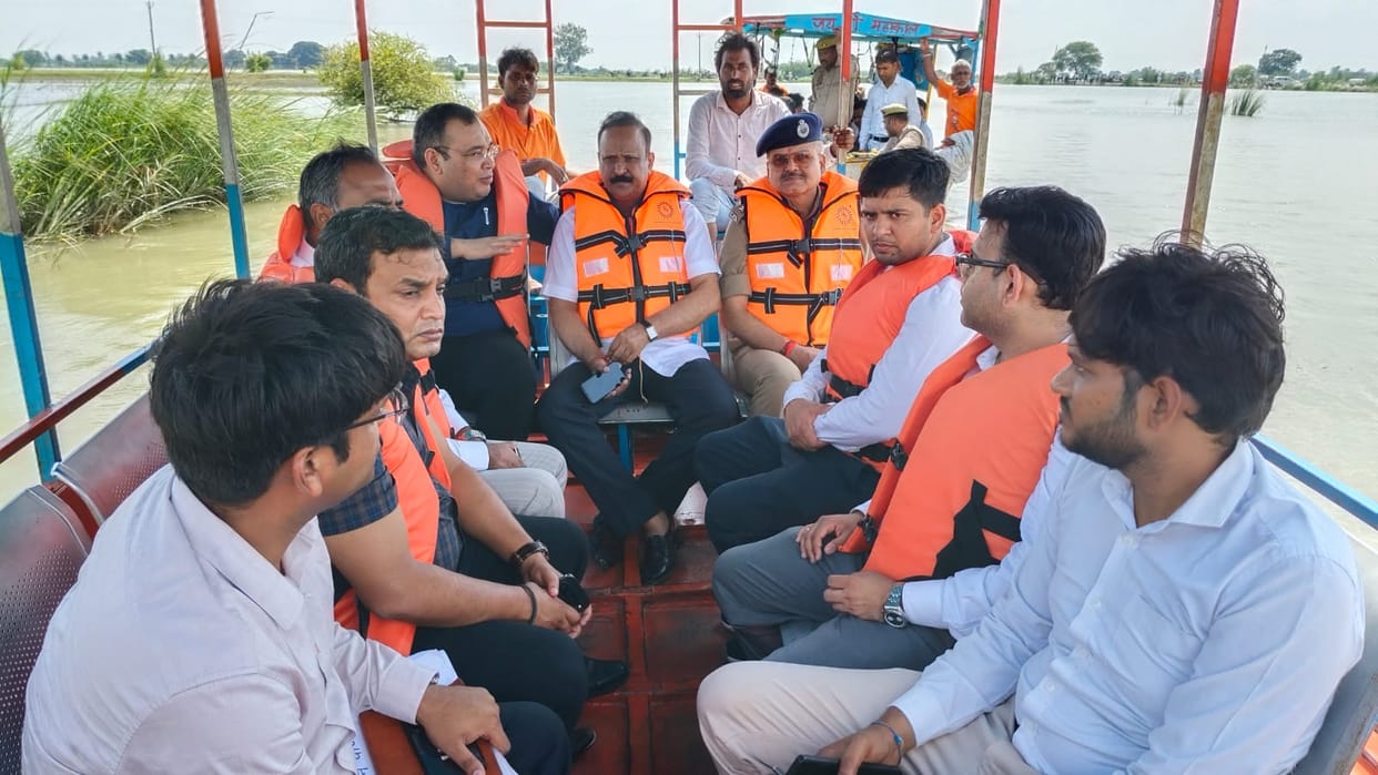 kasganj news flood inspection