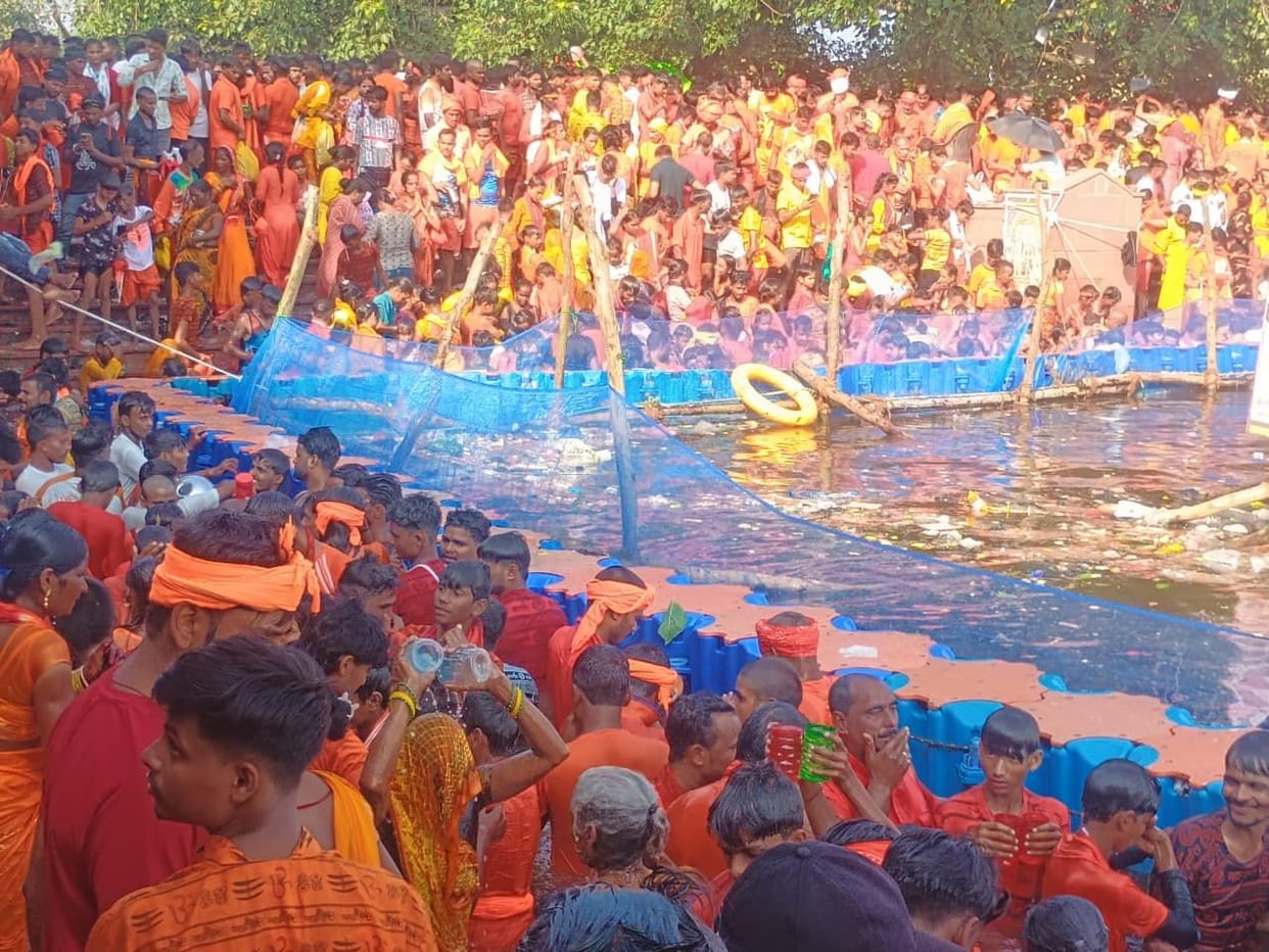 From Saryu Ghat to temples, officers keep an eye on