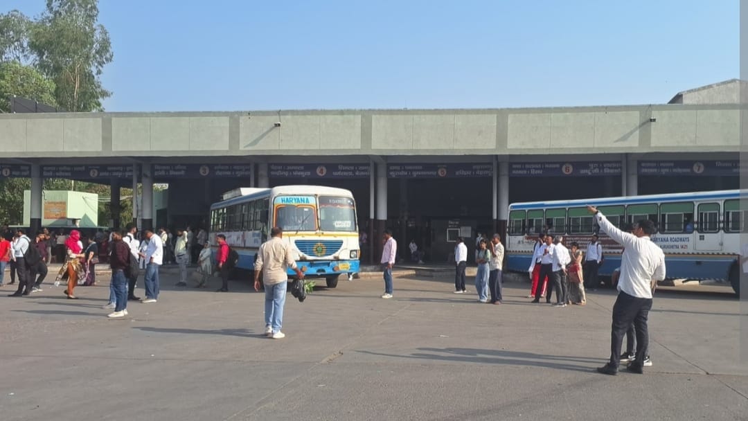 Roadways bus service resumes on the Kaithal-Delhi route.