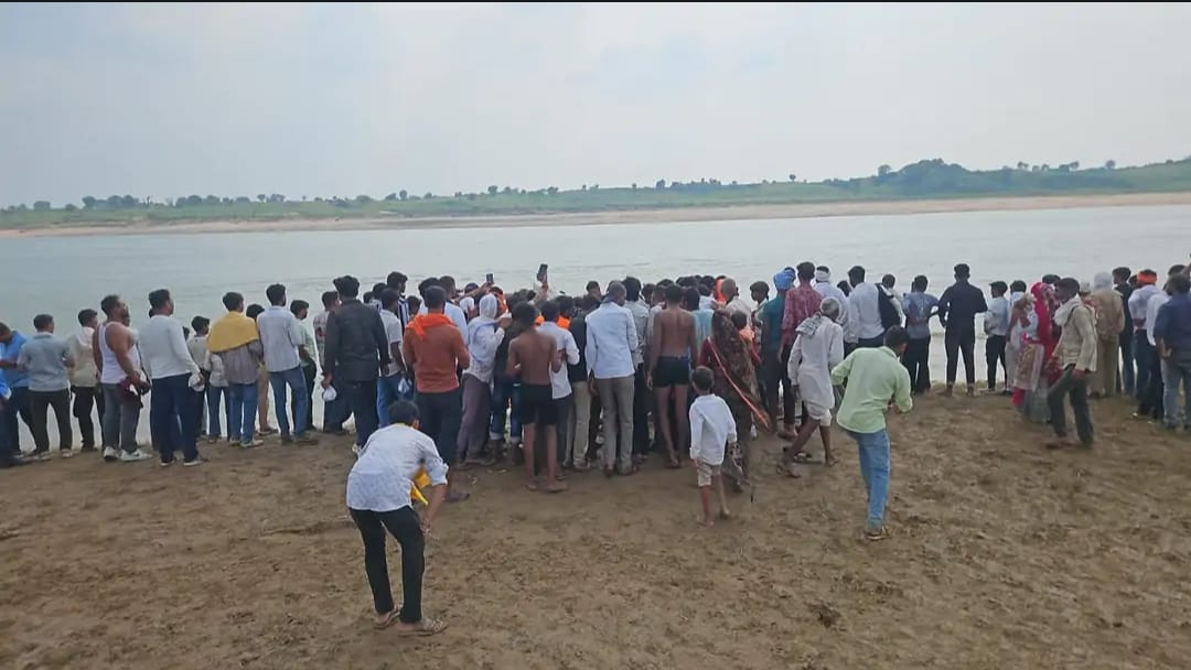 मुरैना में पिता पुत्र की मौत