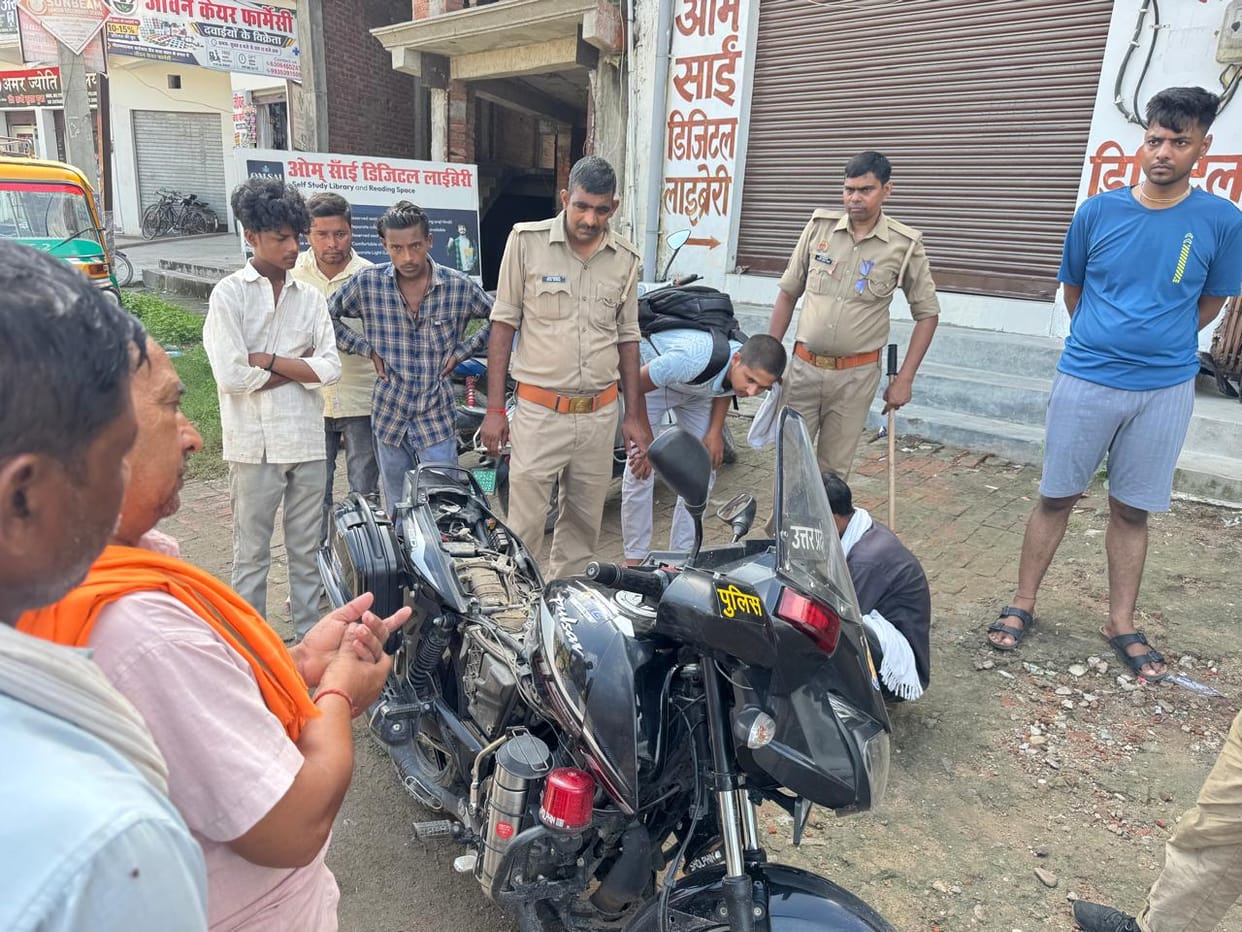 A snake got into the seat of a Phantom Mobile 112 bike, was removed after two hours