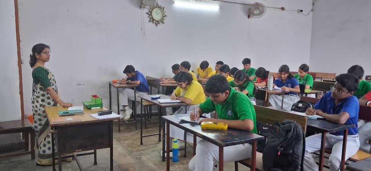 Hind Writing Competition Organized