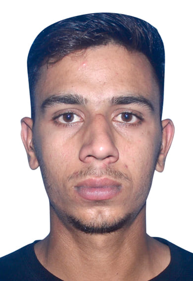 Dispute between two intoxicated laborers; one strangles colleague to death with a wire.