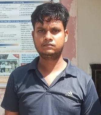 आरसी मिशन पुलिस की गिरफ्त में आरोपी नमन। स्रोत: पुलिस