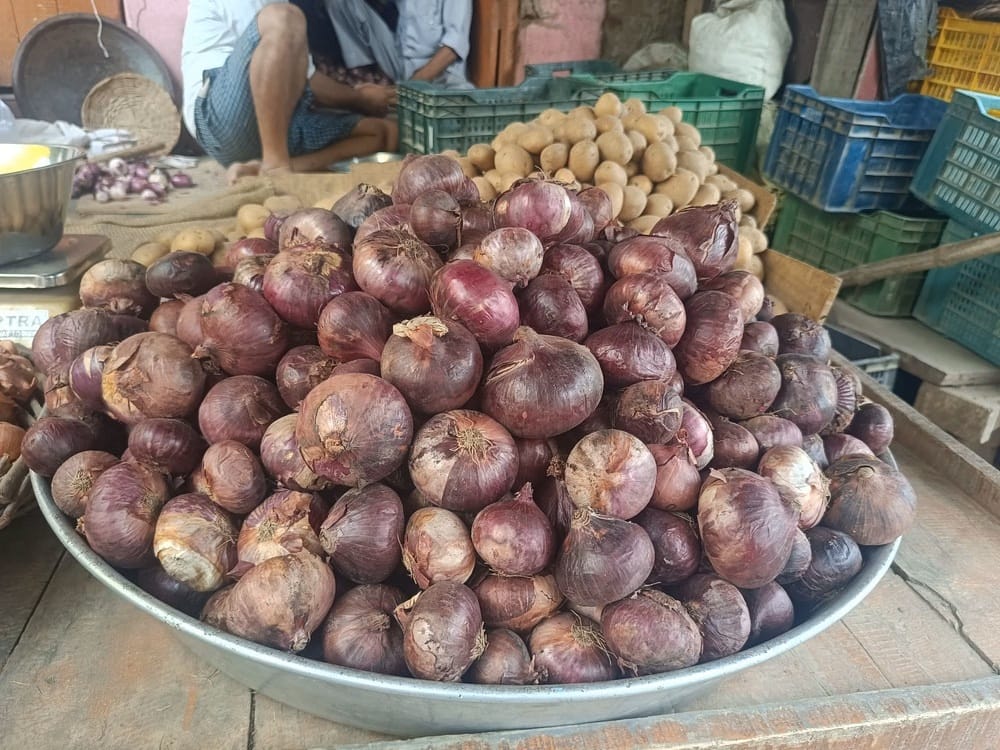 Onion prices bring tears of inflation.