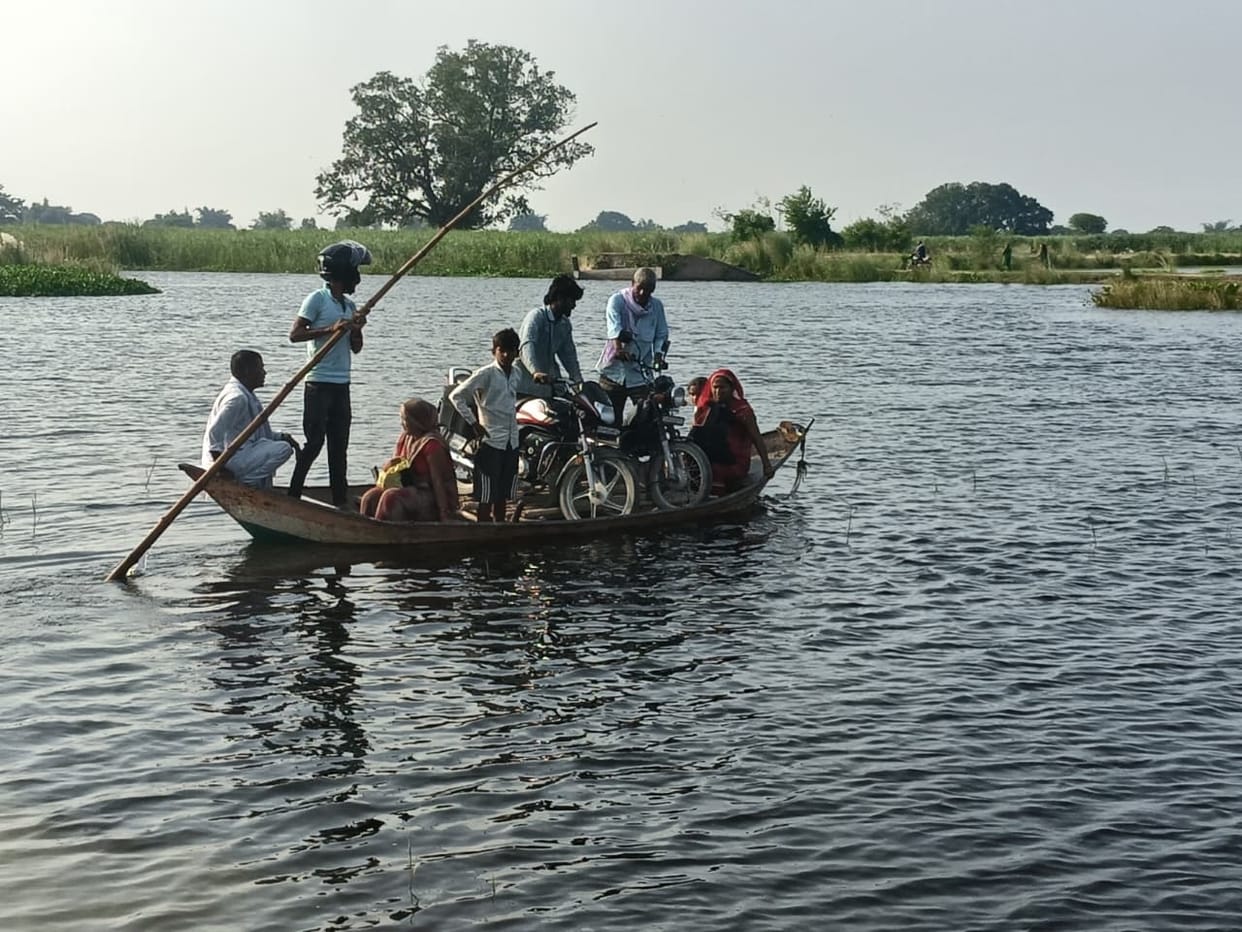 Saryu water level reaches one centimeter below the danger mark.