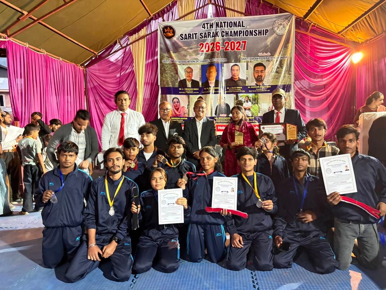 Won 13 medals, including two golds, at the Nationals.